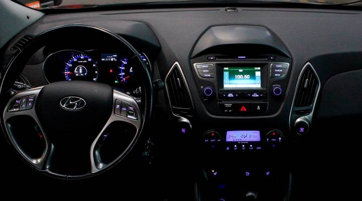 Incar XTA-2403rс