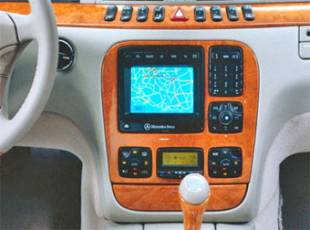 Incar RMB-W220